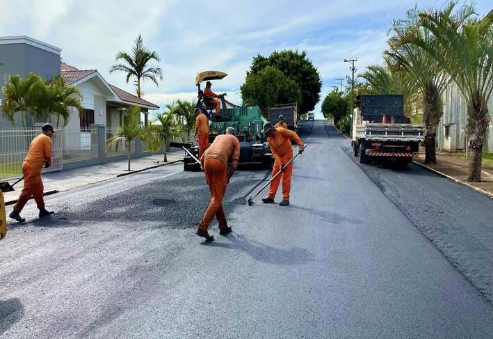 Repavimentação Asfáltica na Rua Santa Cruz – Crissiumal